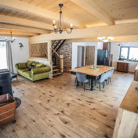 Tri Kocky Chalet