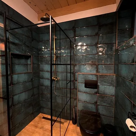 シャレー Tri Kocky *